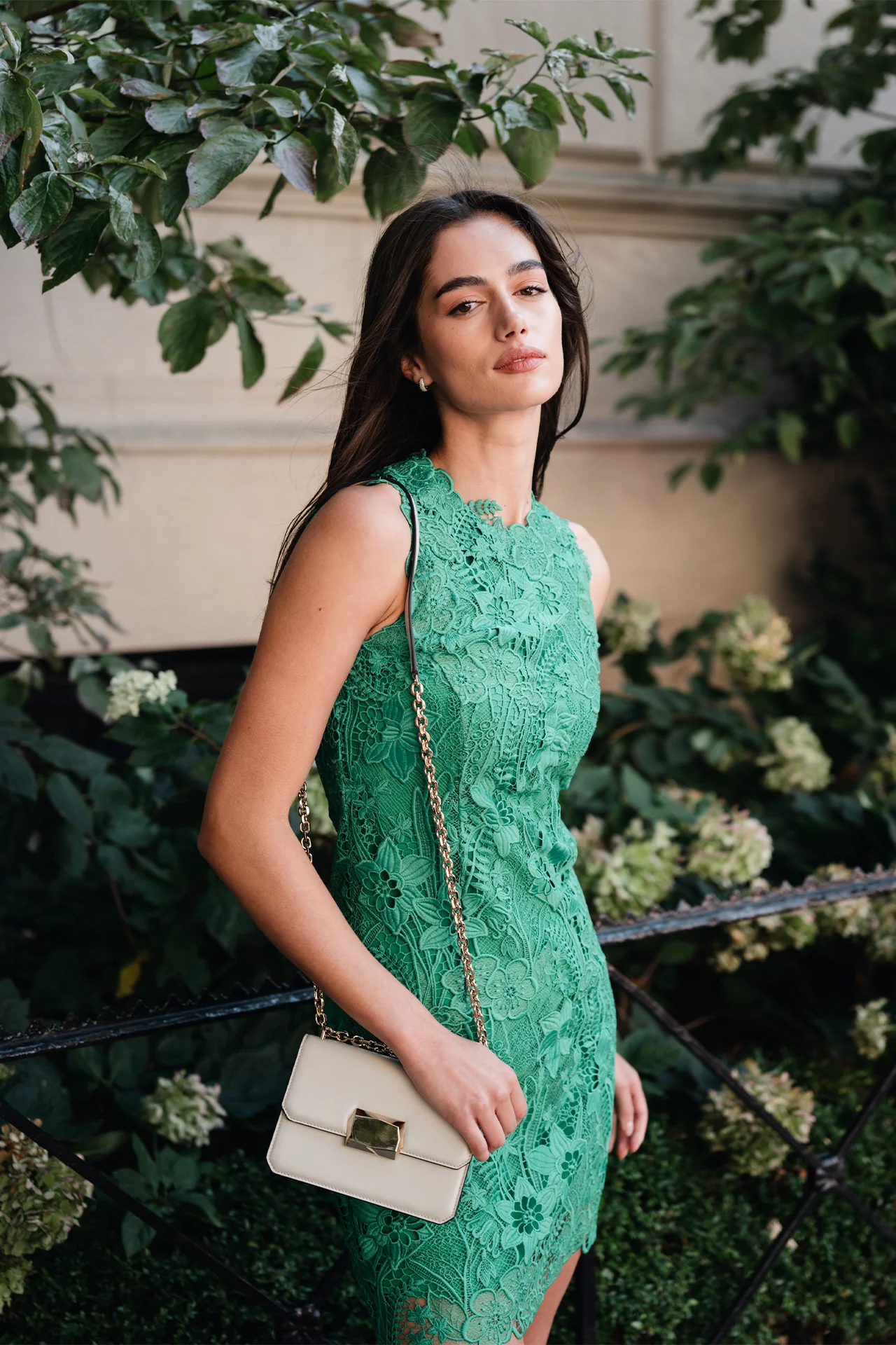 Sleeveless Lace Shift Dress - Image 7